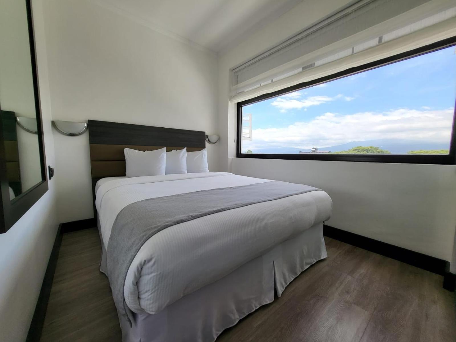 Parque Del Lago Boutique Hotel Сан Хосе Екстериор снимка